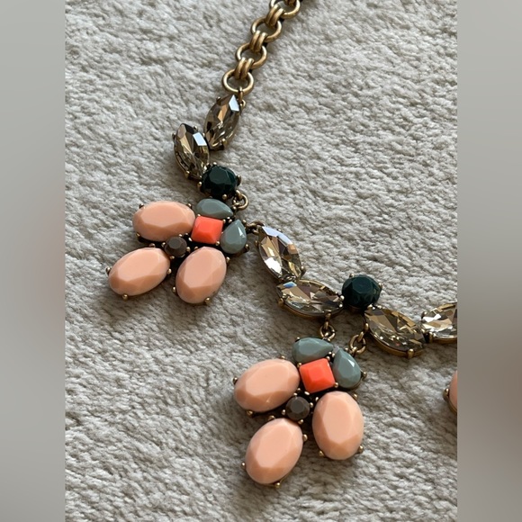 J Crew statement necklace - Picture 5 of 8